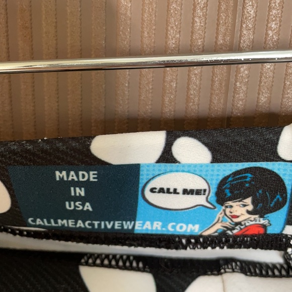 Call me active leggings size large paw print - Picture 2 of 4